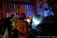 Nocny pożar audi z instalacją gazową. Ogień przedostał się do kabiny - foto