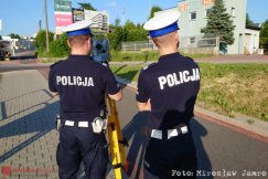 Rowerzystka przeleciała przez maskę auta. Po tygodniu kolizję zgłoszono policji - foto