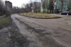 Remont dwóch zniszczonych ulic ruszy na początku wakacji. Potrwa ok. 45 dni