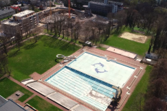 Basen zamknięty przez budowane osiedle? Poseł pyta o "Panoramę"