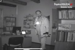 Włamał się do biura. Policja publikuje wizerunek mężczyzny - foto
