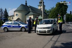 Ksiądz w patrolu drogówki. Obrazki ze świętym dla kierowców - foto