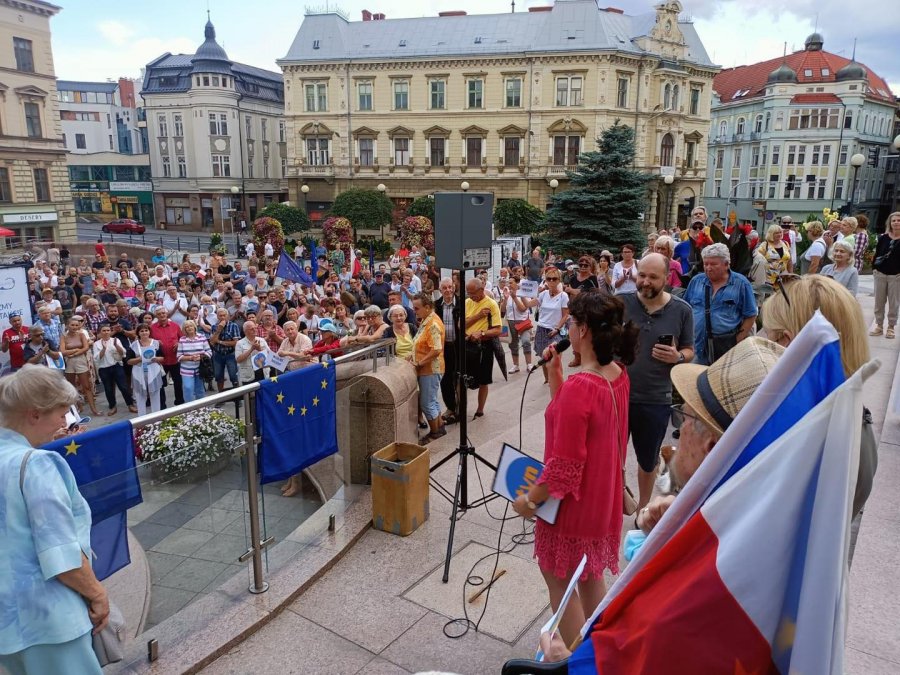 Protest na placu Chrobrego. W obronie wolnych mediów - foto
