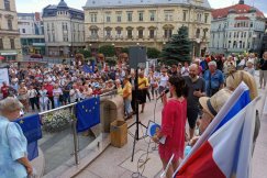 Protest na placu Chrobrego. W obronie wolnych mediów - foto