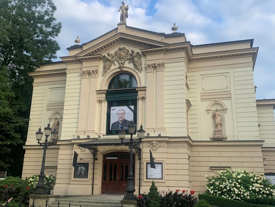 Zawsze starał się być inny. Dla takich aktorów warto być dyrektorem w Bielsku-Białej