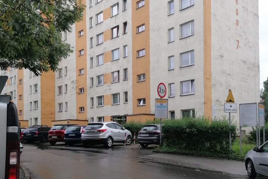 Mandat z kapelusza? Iluzjonista rozważa pozew zbiorowy