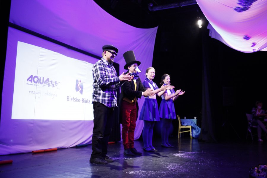 Finał wakacyjnej akcji Aqua SA. Teatralna podróż Małych Kropelek ZDJĘCIA