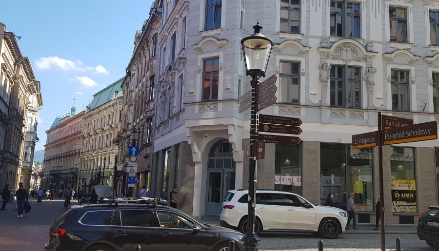 Na Barlickiego pod czwartym: czas się cofnął i znów jest pięknie