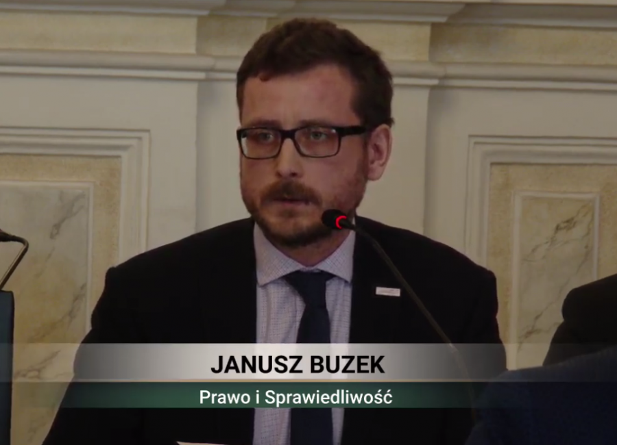 Niesłyszący lubią „Teleexpress”. Wspólne oglądanie sprawia im radość