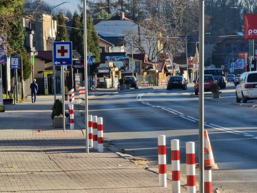 Po co komu słupek na słupku? Czy jeszcze zaparkujemy w Szczyrku?