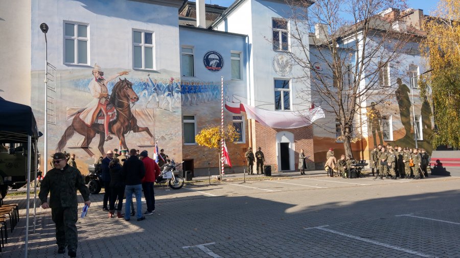 Efektowny mural na pamiątkę zwycięskiej bitwy. Użyto farb antysmogowych - foto