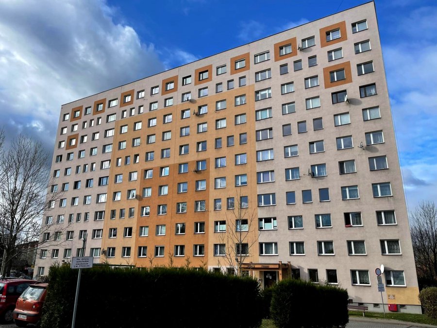 Podziemne śmietniki zbudują na dwóch osiedlach. Rzadszy odbiór odpadów