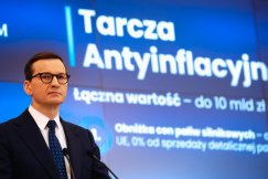 Rząd w trosce o portfele Polaków. Obniżka podatków na paliwa, energię i gaz - foto