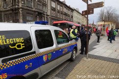 Wzmożone kontrole w autobusach i galeriach handlowych. Mandaty za brak maseczki