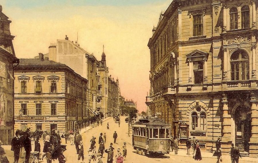 Duma wszystkich bielszczan. Jeździł przez miasto z prędkością 14 km/h - foto