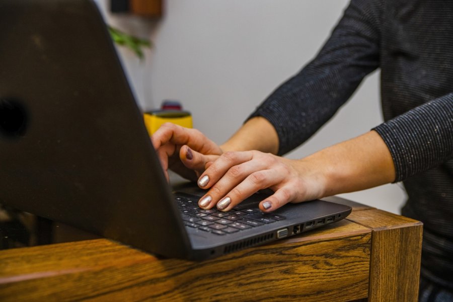 Szybkie przelewy online - czy warto je udostępnić swoim klientom?