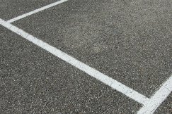 Malowanie miejsc parkingowych przy marketach i sklepach - zasady