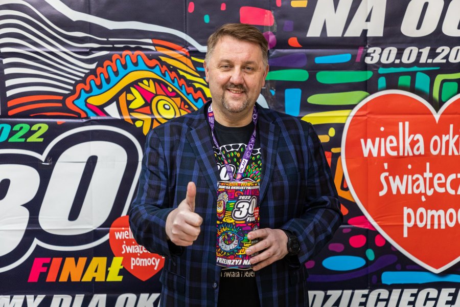 Ludzi z puszkami spotkasz w mieście i w górach. Kwesta przy kościołach i na Rynku