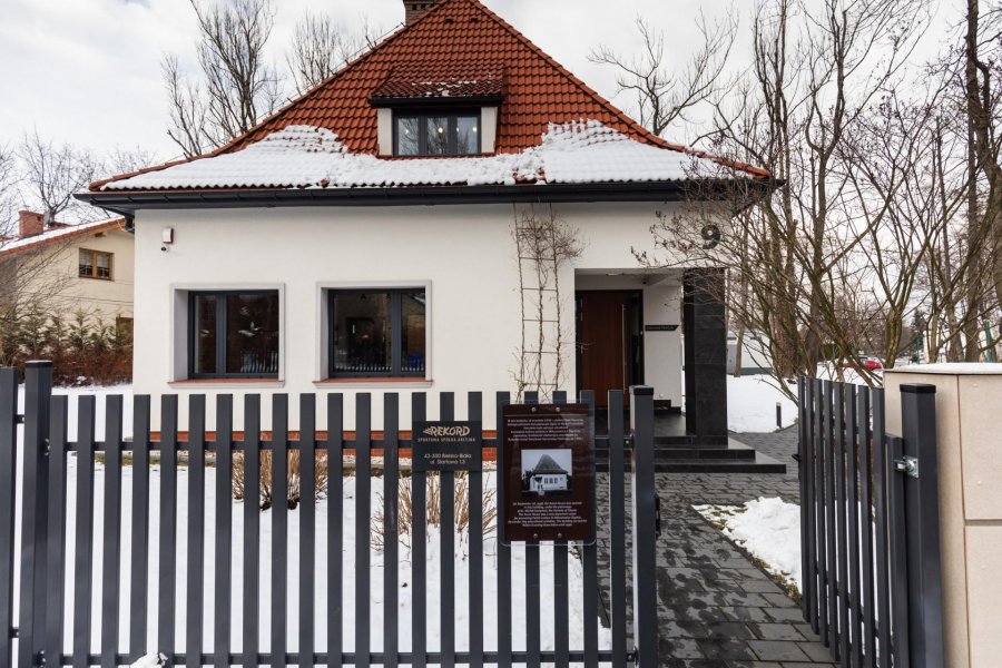 Historyczna harcówka robi wrażenie. Remont za środki prywatne ZDJĘCIA