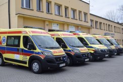 Miał objawy zbliżone do grypy. Karetkę wysłano dopiero po interwencji Straży Miejskiej
