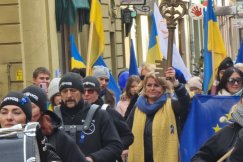 Kobiety przejęły władzę w Bielsku-Białej. Barwny pochód ulicami miasta - foto