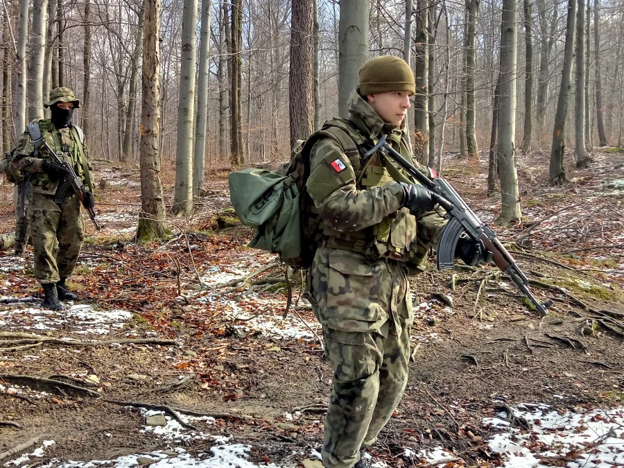 Uczą obsługi broni palnej i podstawy taktyki piechoty. Czekają na chętnych - foto