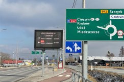 Tablice świetlne z danymi Google na ulicach. Pionierskie rozwiązanie w Polsce