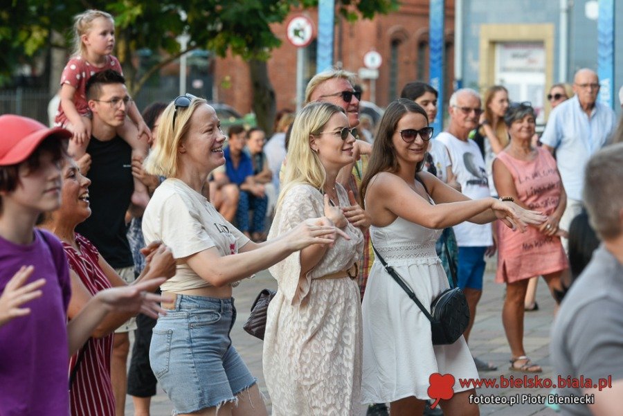Ciekawa alternatywa na piątkowy wieczór. Na ten koncert czeka wielu fanów