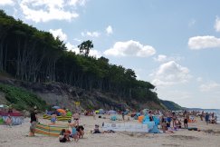 Parawaning i inne patologie na plaży. Kto nam zapłaci za zmarnowany urlop?