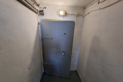 Tajemniczy bunkier w podstawówce. Byliśmy w schronie przeciwatomowym! ZDJĘCIA