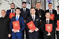 Są nowi kandydaci do kapłaństwa. Inspirujący jest dobry przykład księży - foto