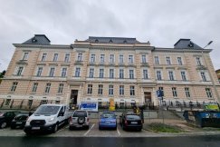 Wypiękniała zabytkowa kamienica. Gruntowna przebudowa znanego gmachu - foto