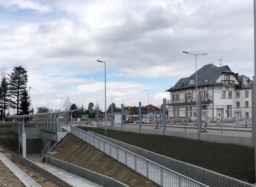 Wypadek w przejściu podziemnym. Słynna inwestycja z niedoróbkami?