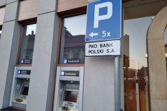 Ratusz rozdaje miejsca parkingowe w centrum Bielska-Białej? Czytelnik oburzony