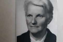 Urodziny stuletniej bielszczanki. Wciąż podkreśla, że mieszka w wolnej Polsce - foto