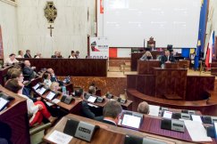 Próba przejęcia władzy w województwie? Zarzuty o nadużycie uprawnień i stronniczość