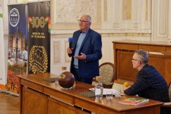 Mundial w Katarze w opinii eksperta. Legenda piłki nożnej z wizytą w Bielsku-Białej ZDJĘCIA