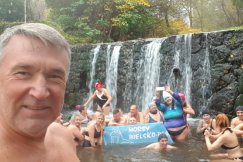 Sposób na zmęczenie i chandrę. Bielskie morsy nie wychodzą z wody