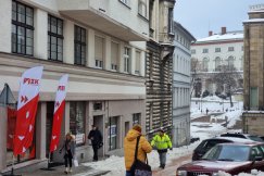 Kamień milowy w centrum Bielska-Białej. Zachęta do korzystania z komunikacji miejskiej ZDJĘCIA