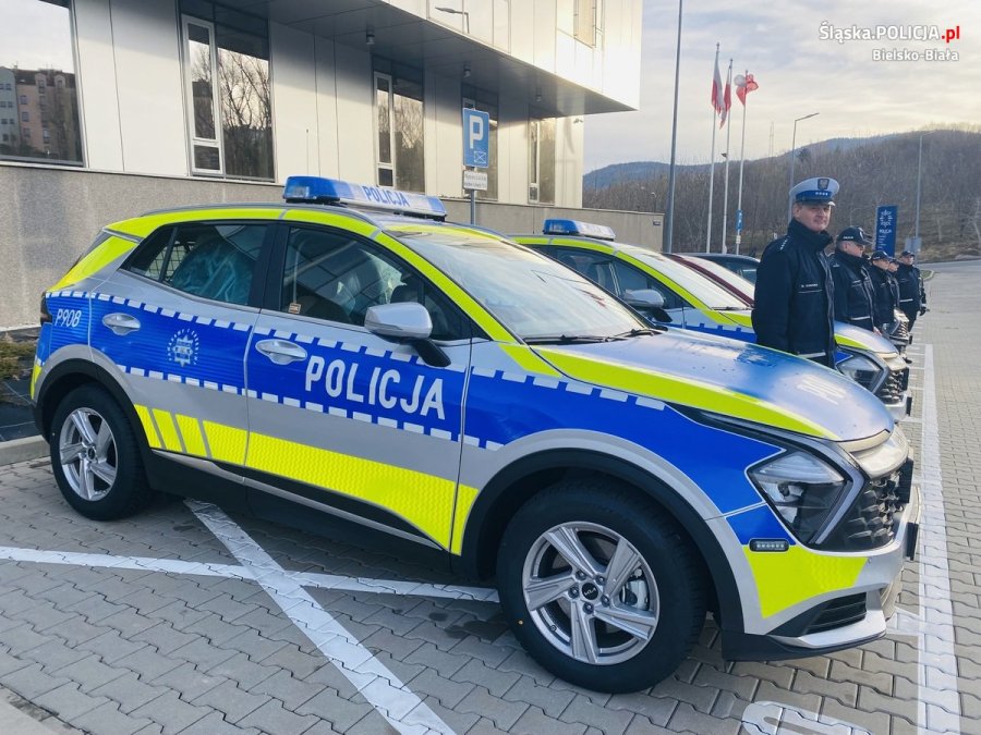 Składka na radiowozy dla bielskiej policji. Pojazdy otrzymały optymalne wyposażenie - foto