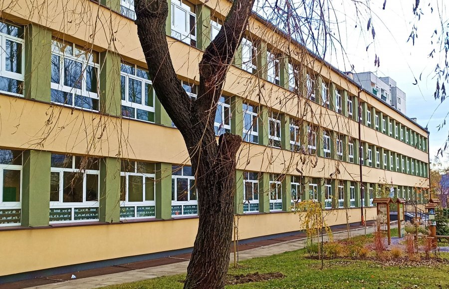 Wizja lokalna w firmie cateringowej. W jednej ze szkół zrezygnowali niemal wszyscy