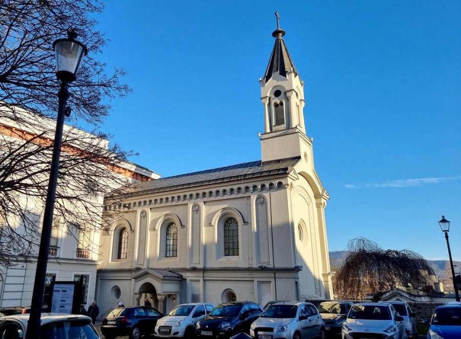 Wszystkie tajemnice kaplicy. 30 lat temu groziła katastrofą, dziś jest chlubą miasta