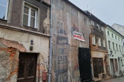 Rok od katastrofy budowlanej. Konserwator o rozbiórce nie chce słyszeć - foto