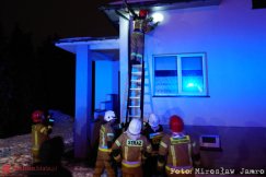 Pożar przyłącza, lokator ugasił przewody. „Chlusnąłem wodą trzy razy” - foto