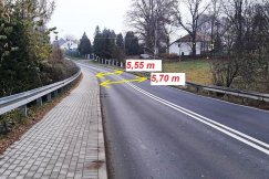 Droga jest za wąska? Miasto zleci analizę ruchu na niebezpiecznej ulicy  - foto