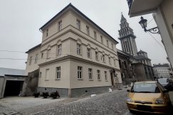 Wypiękniały dwa zabytki przy katedrze. Miasto dołożyło do remontu plebanii - foto