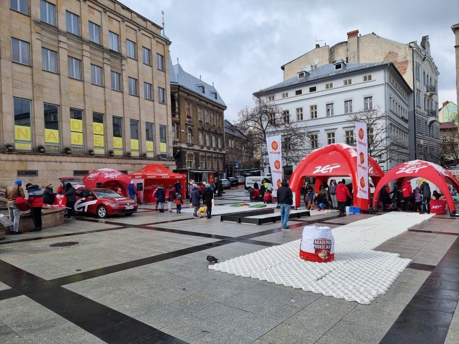 Miasteczko dziś tłumów nie przyciągnęło. Kto był, bawił się świetnie - foto
