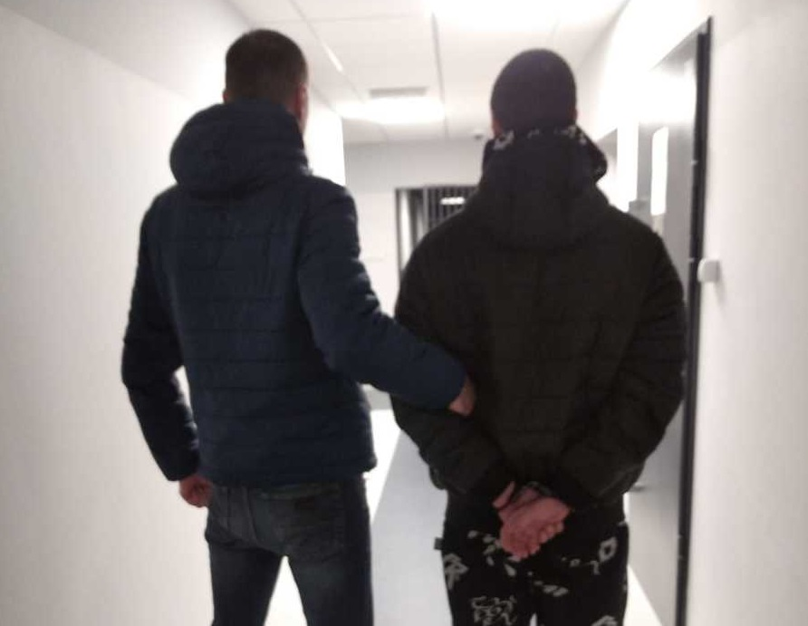 Zaatakowali w kominiarkach. Nieletni sprawcy rozboju zatrzymani - foto