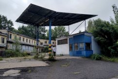 Dawne zabudowania policyjne na sprzedaż. Atrakcyjna działka dla dewelopera