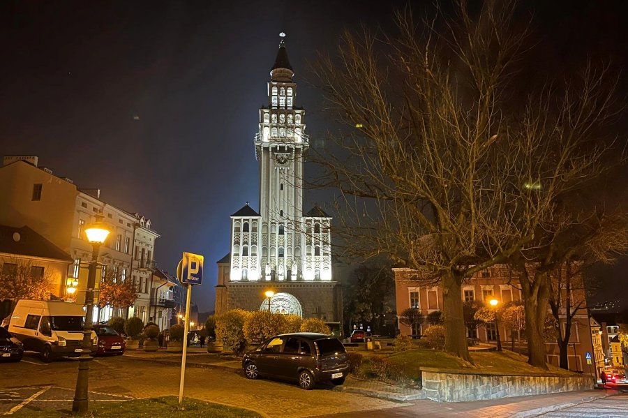 Pijani zakłócają nabożeństwa w katedrze. Kościół traktują jak toaletę